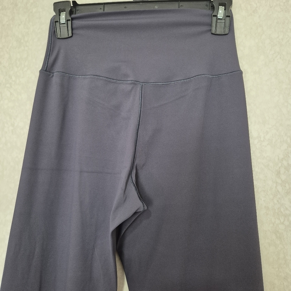 Sunzel High-Waisted Flare Pants in Charcoal..SIZE:M - Picture 10 of 12